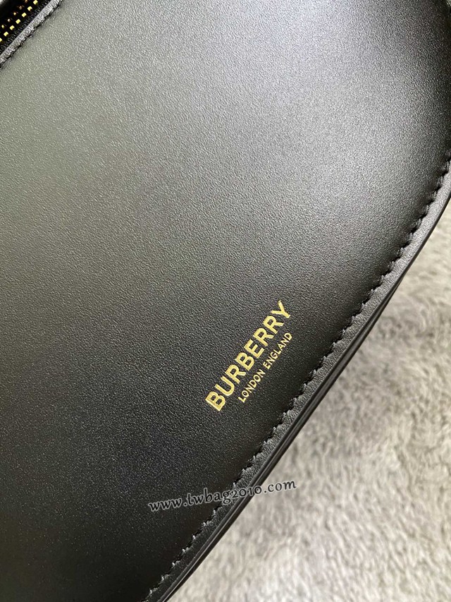 Burberry專門店新款小號最新時秀裝款肩背女包 巴寶莉皮革弧形腋下包 yxb1270